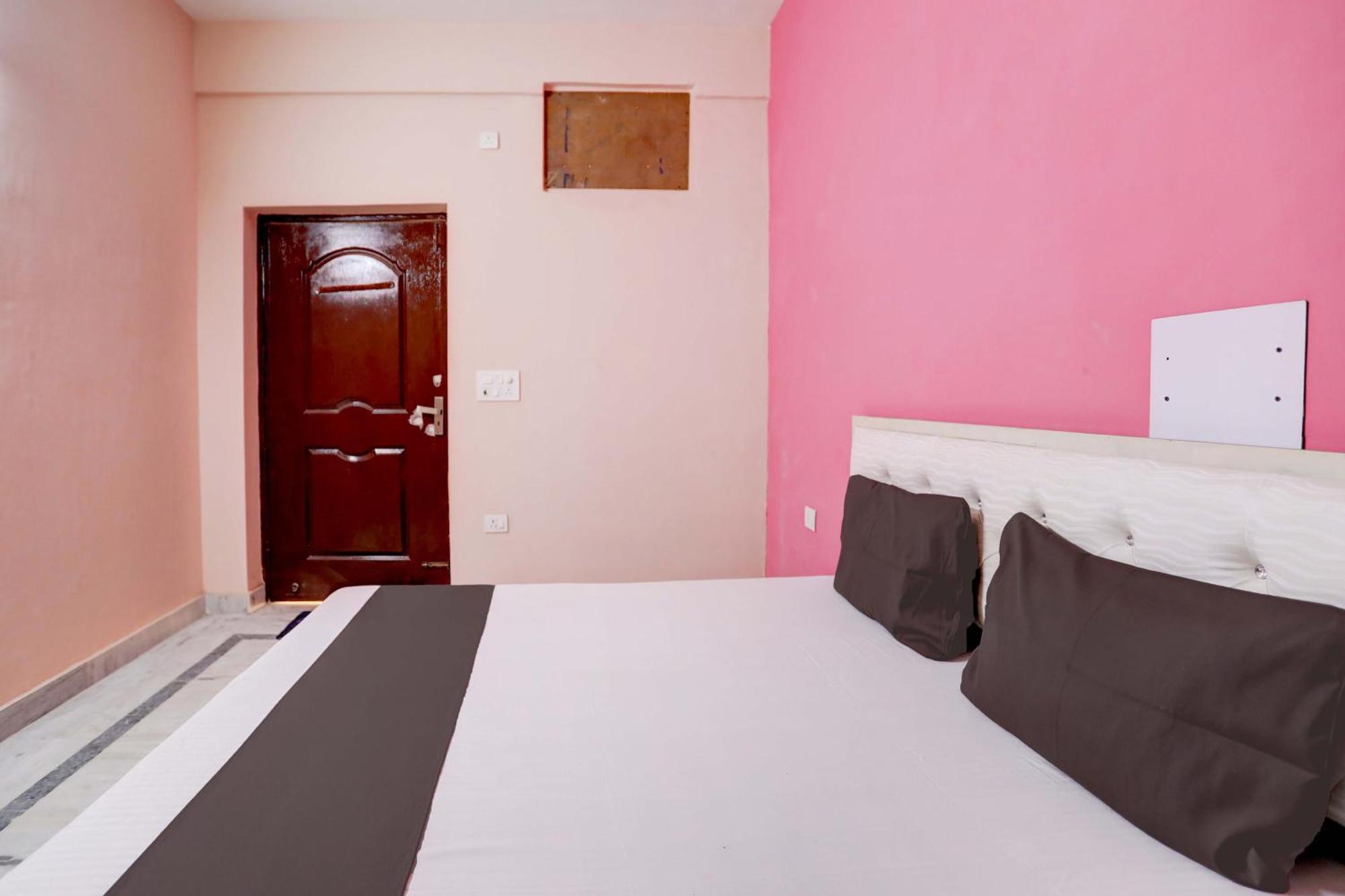 Hotel O Tilak Hotel 24 Sector 27 Near By Vinayak Hospital Gali No-6 Noida Exteriér fotografie