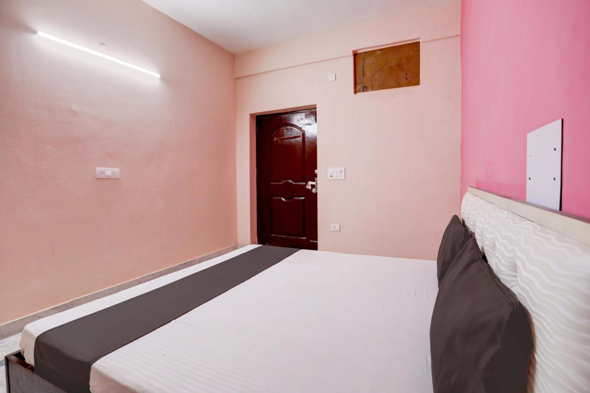 Hotel O Tilak Hotel 24 Sector 27 Near By Vinayak Hospital Gali No-6 Noida Exteriér fotografie