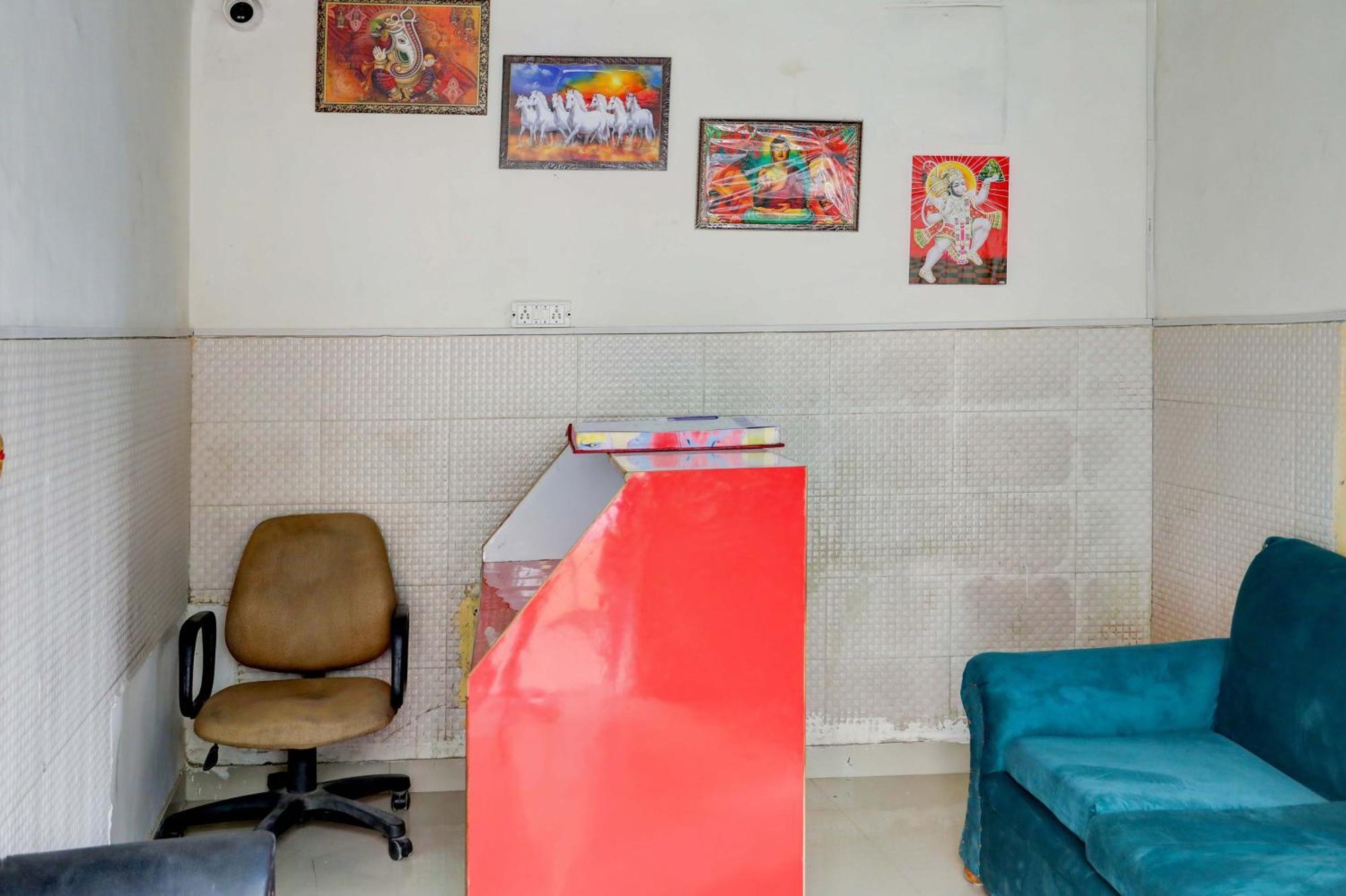 Hotel O Tilak Hotel 24 Sector 27 Near By Vinayak Hospital Gali No-6 Noida Exteriér fotografie